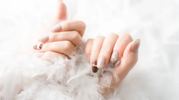 名古屋・栄生で痛ネイルするならR.NAIL！推し活女子に人気の理由とは？